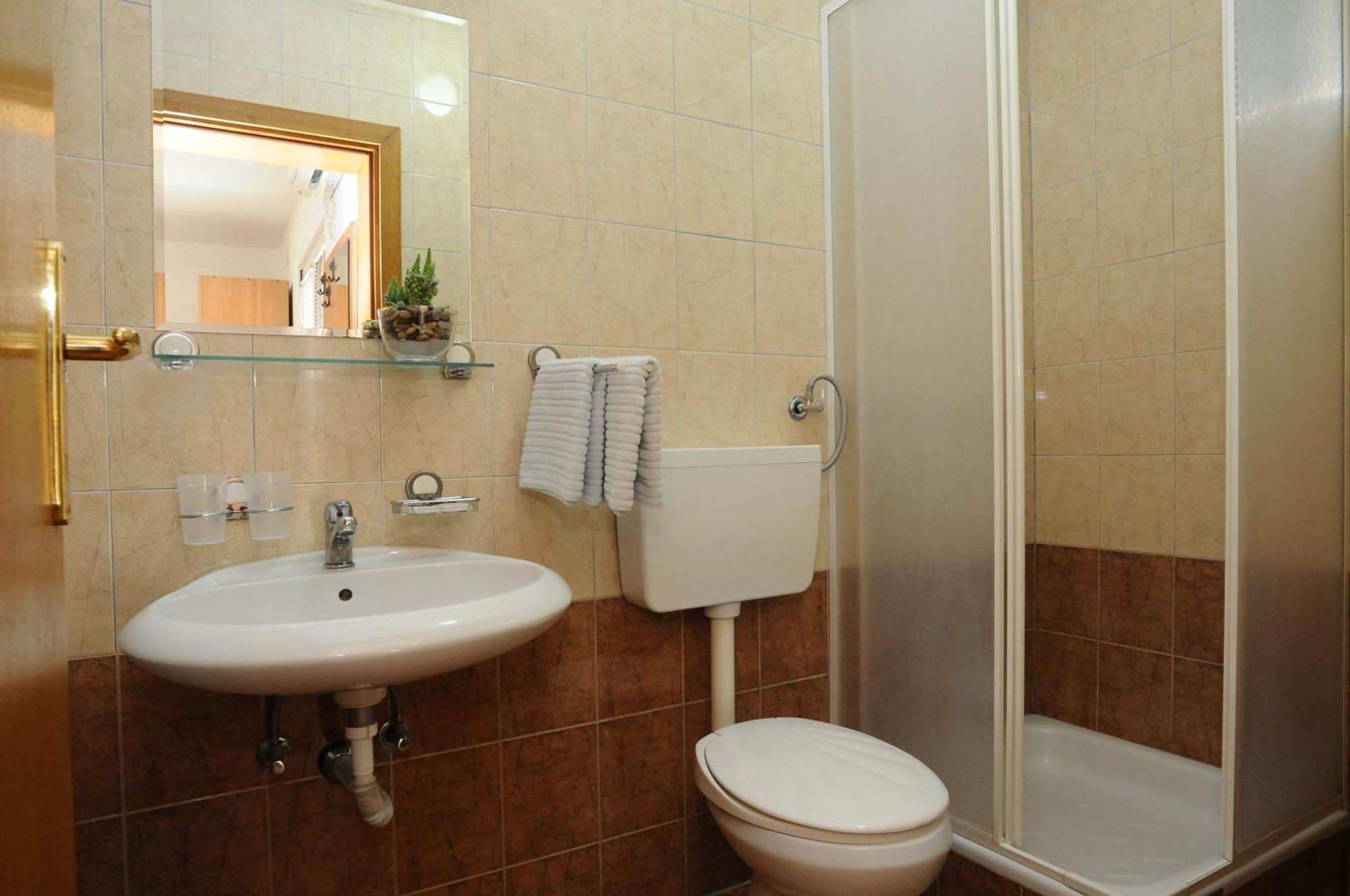 Budva Inn Guest House Kültér fotó